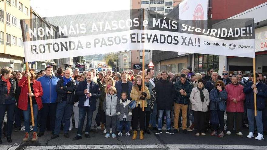 Protesta por mejoras en la Nacional-VI convocada por Oleiros en noviembre de 2016.