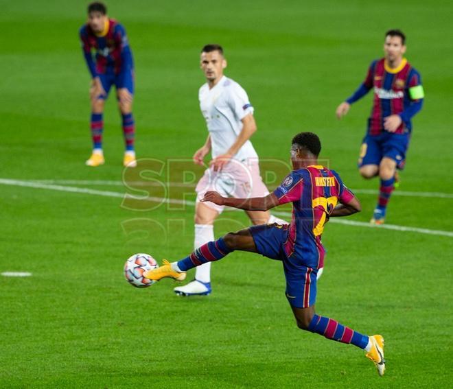 FC Barcelona - Ferencvaros partido correspondiente a la jornada 1 del grupo G de la UEFA Champions League disputado en el Camp Nou