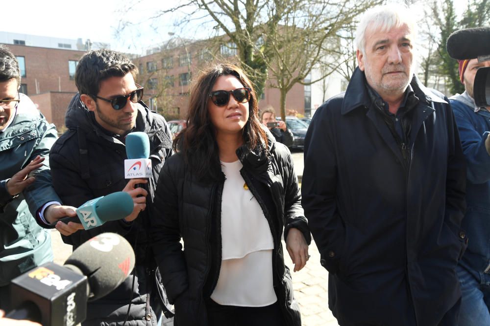 Puigdemont rep la visita de la seva dona a la presó
