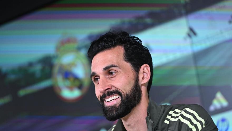 Arbeloa se pone de perfil ante la crisis del Real Madrid: "Podría explicar algo, pero no serviría de mucho"