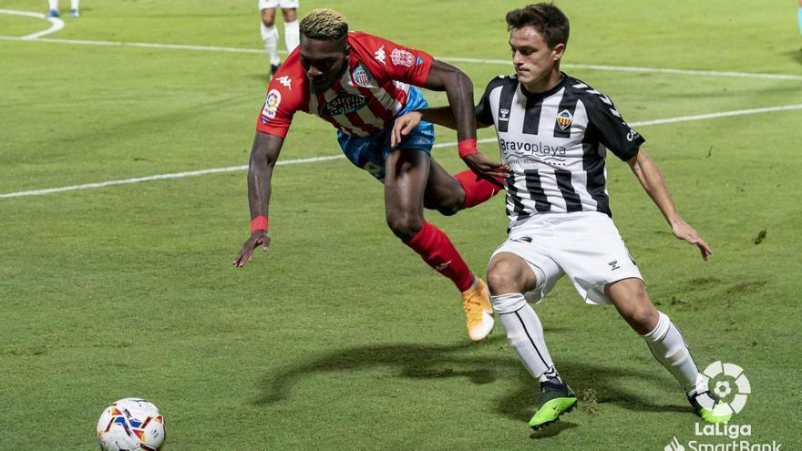 El Castellón pierde ante el Lugo en el descuento (0-1)