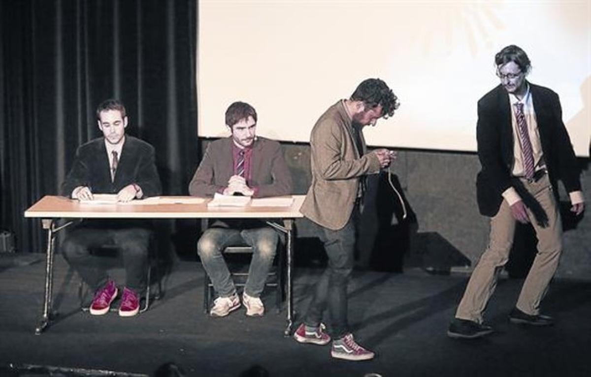 Xavi Puig, Juanra Bonet, Kike García i Biel Perelló, d’esquerra a dreta, en l’espectacle del Maldà. Xavi Puig, Juanra Bonet, Kike García i Biel Perelló, d’esquerra a dreta, en l’espectacle del Maldà.