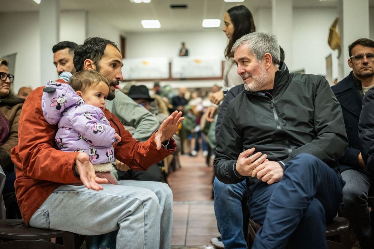 Visita de Clavijo a la primera quesería portátil, en Artenara Visita de Clavijo a la primera quesería portátil, en Artenara