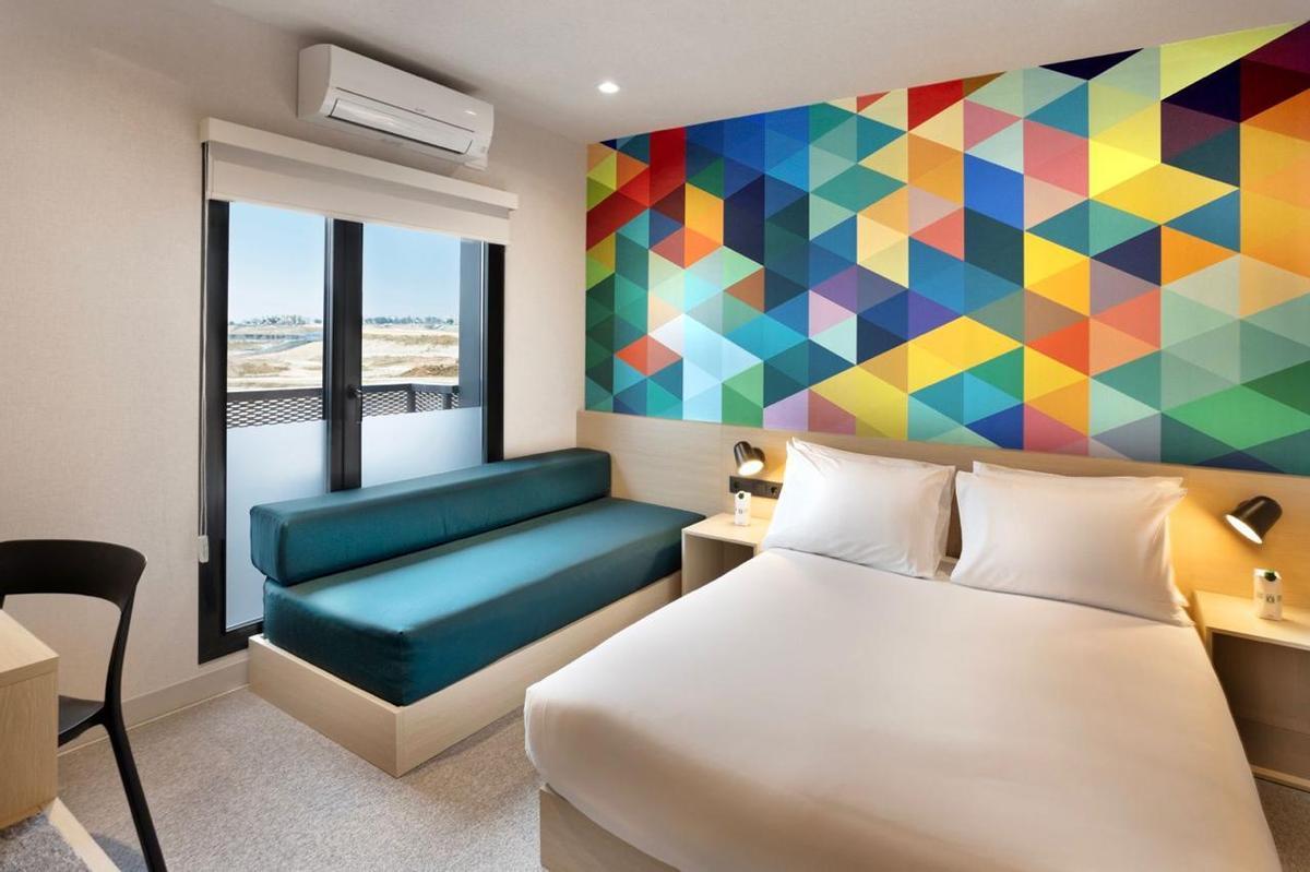 Una de las habitaciones estandarizadas del Hotel 101 Madrid.