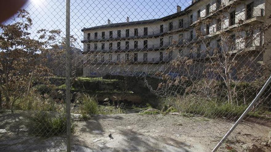 El plan de vivienda de Híjar, en peligro por el rechazo del PSOE