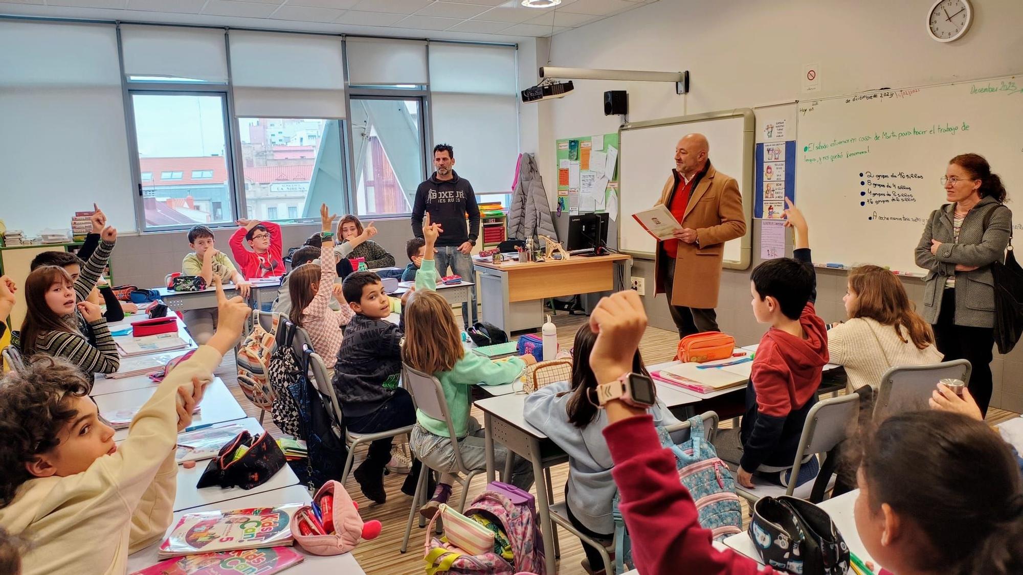 Los escolares derriban muros con pinceles (en imágenes)