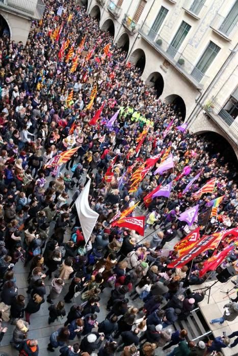 Mobilització a Girona amb motiu de la vaga feminista