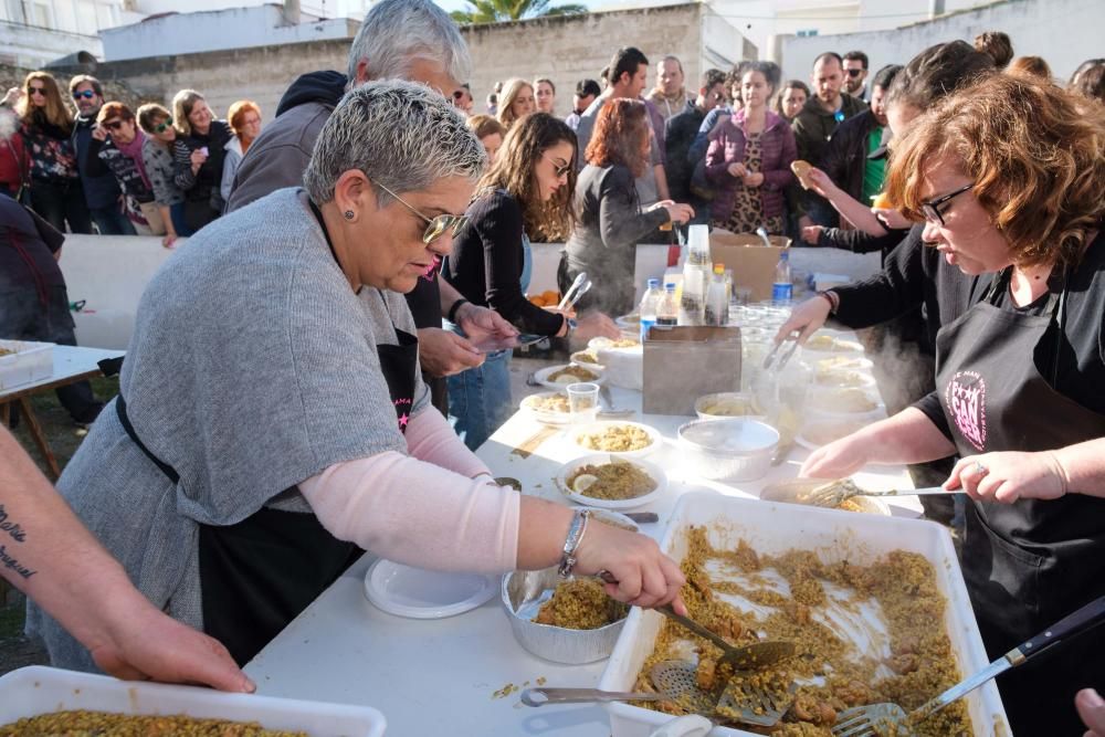 Los vecinos pudieron disfrutar de una tradicional y divertida jornada gastronómica