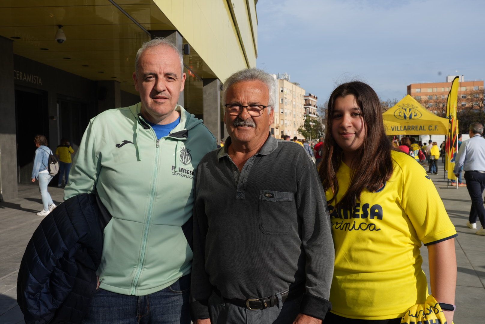 La afición del Villarreal en el partido contra el Espanyol en La Cerámica