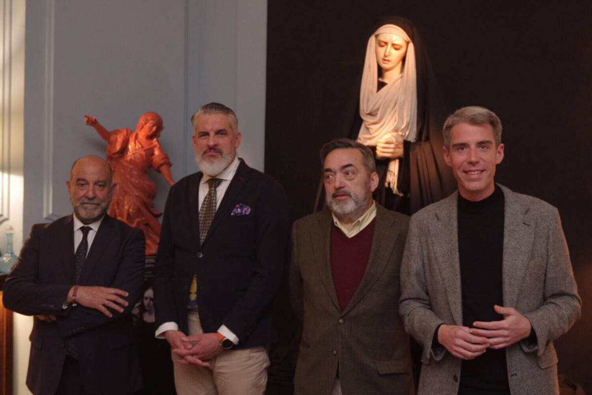 El imaginero cordobés Manuel Luque Bonillo regresa en plena madurez artística a Puerta Oscura a exponer una muestra de su obra