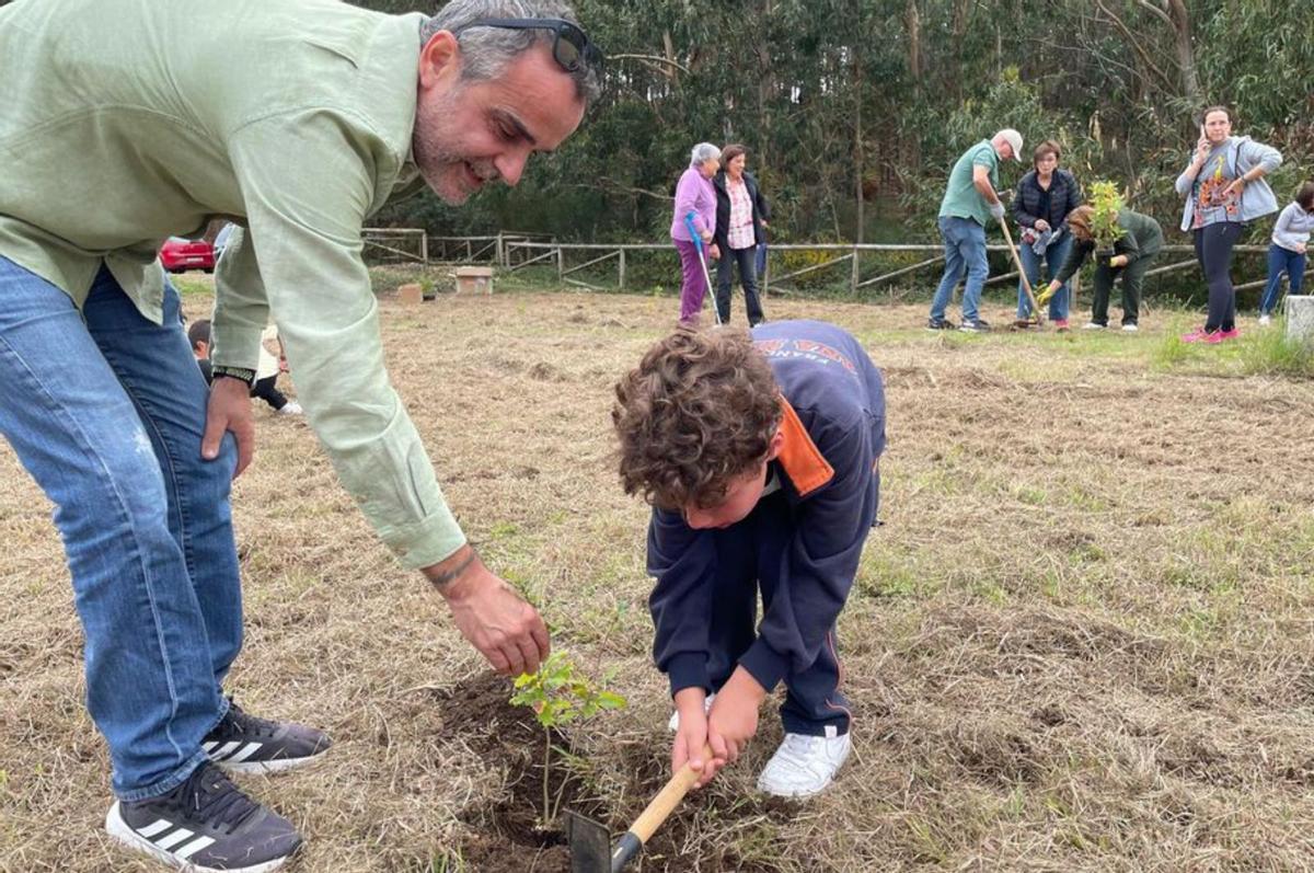 Padres e hijos se sumaron en una misma causa. | FdV