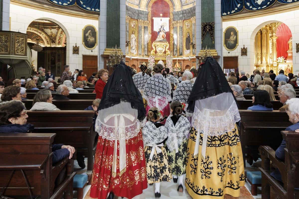 Las mejores imágenes del desfile de la ofrenda floral a la Virgen de la Caridad de Cartagena 2026