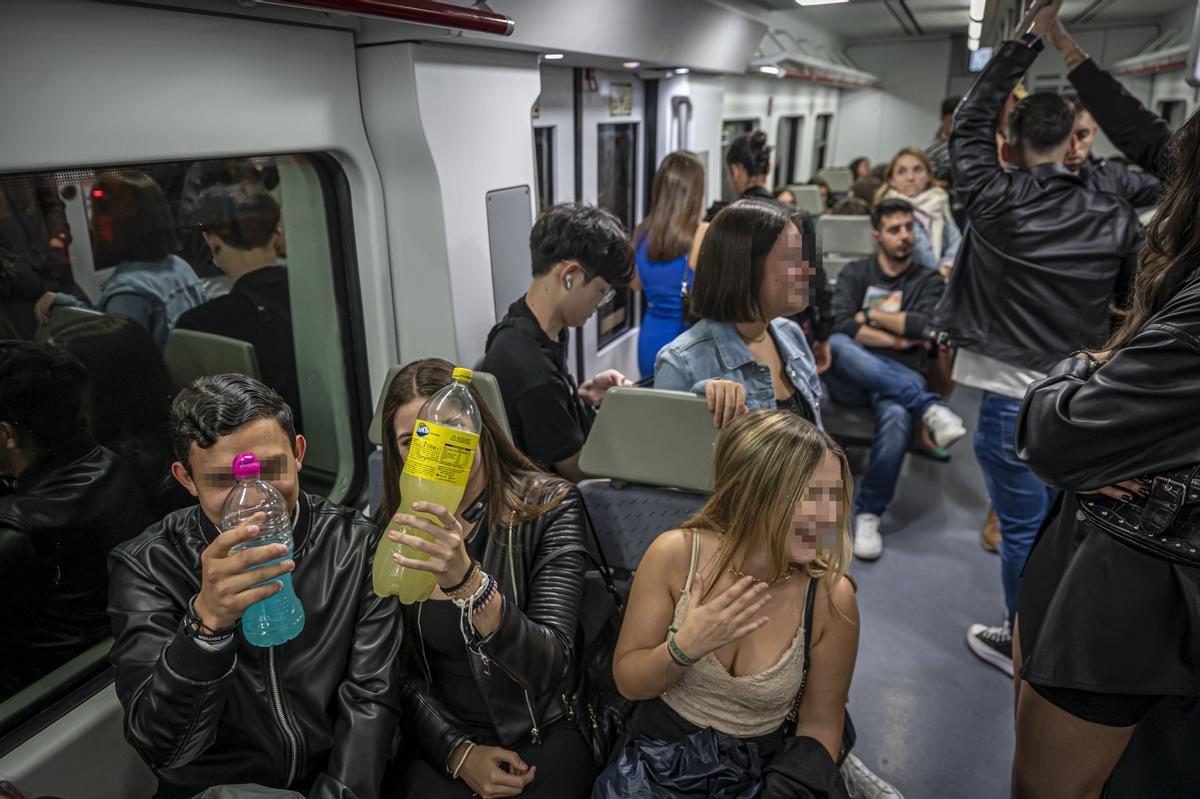 En el tren del botellón a Mataró