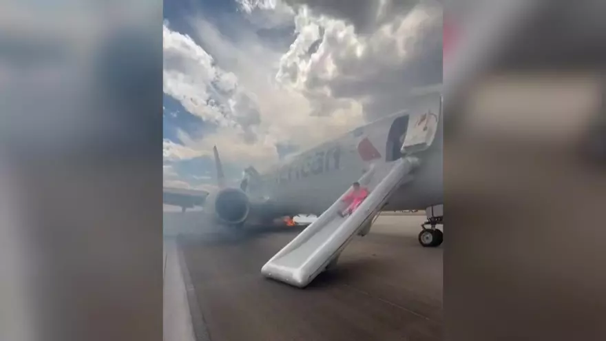 Así evacuaron 179 personas un avión tras un fallo en el tren de aterrizaje en Denver