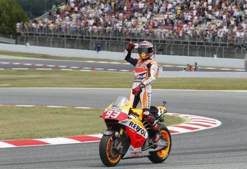 Marc Márquez celebra la victoria en el GP de Catalunya.