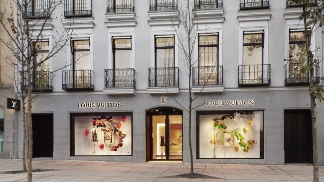 Fachada de Louis Vuitton en Madrid