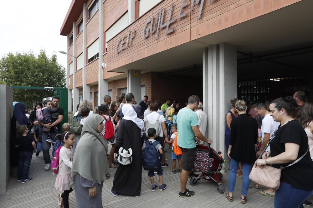 Protesta per reclamar la gestió del menjador escolar a Torroella de Montgrí