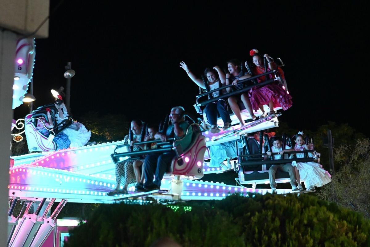 Gran ambiente y afluencia de público en la Feria Real de Baena