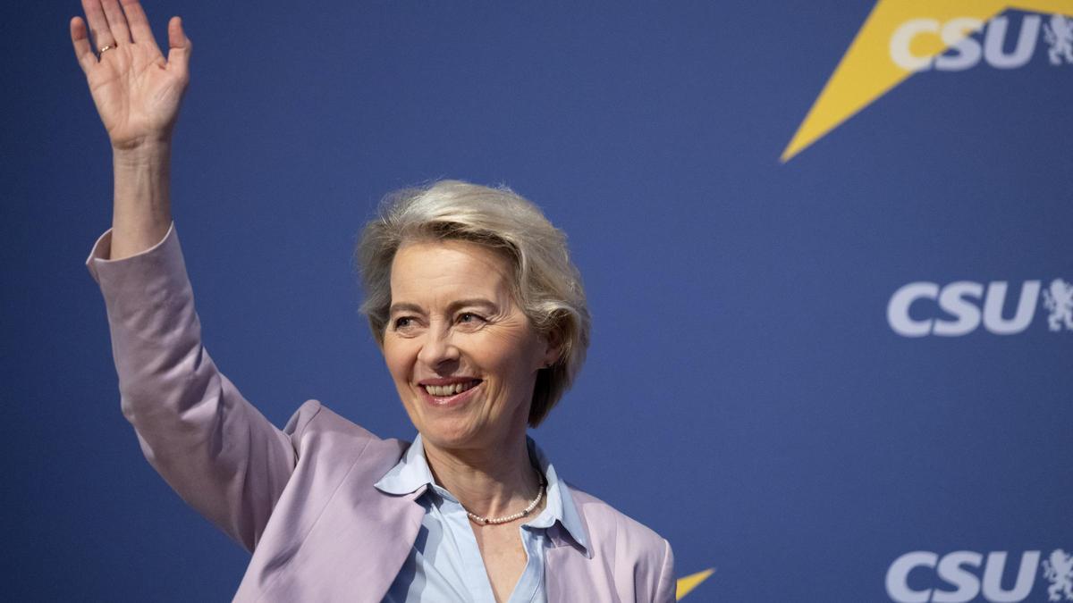 La presidenta de la Comisión Europea y candidata a la reelección, Ursula von der Leyen, durante un mitin en Múnich, este viernes.