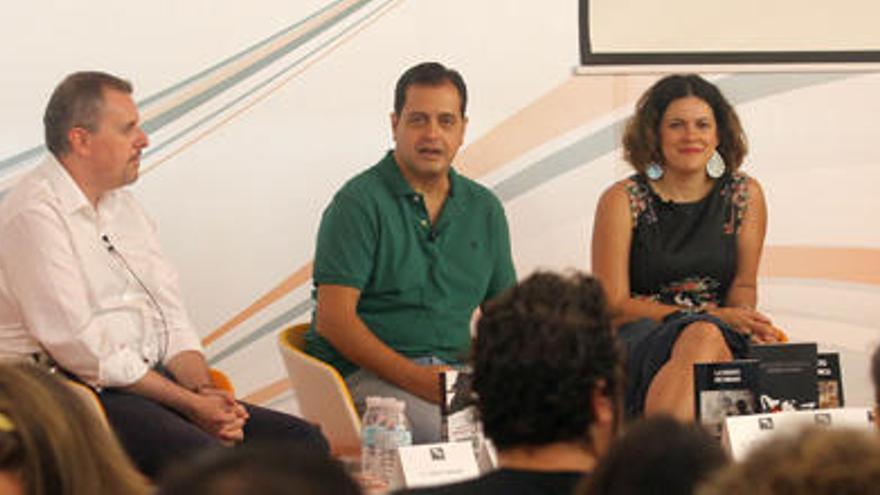 Los escritores David Zaplana, Antonio Manzanera, Antonio Parra, Ana Ballabriga y Alfonso Gutiérrez Caro