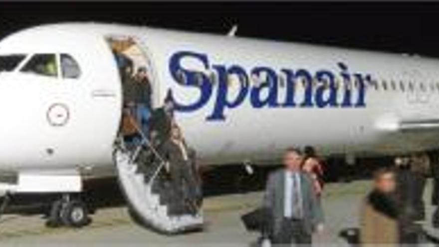 L&#039;arribada del primer vol Girona-Madrid de Spanair, el febrer de 2007, quan la companyia va oferir la línia.