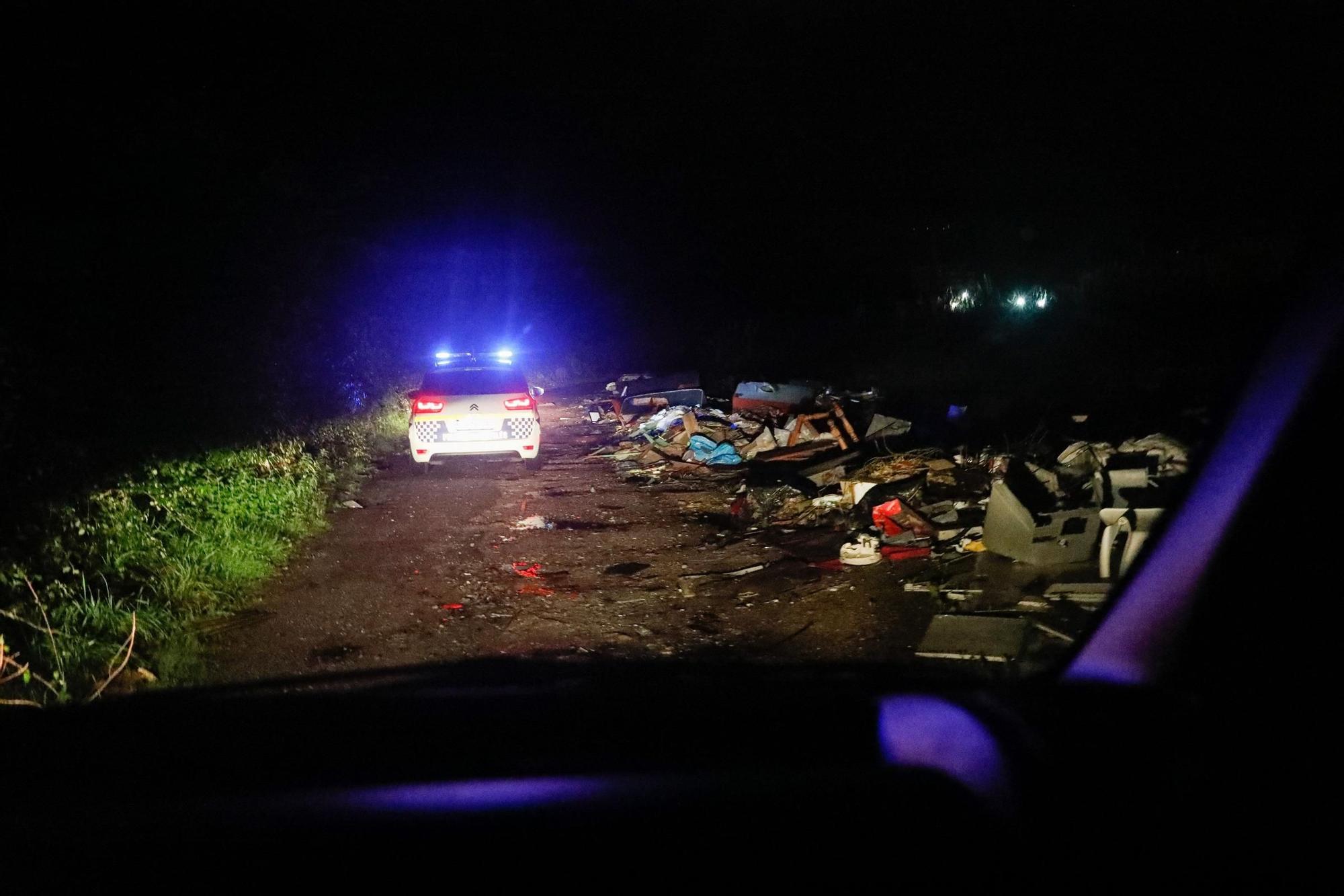 Patrullaje con la Policía Local de Avilés en la primera noche del estado de alarma