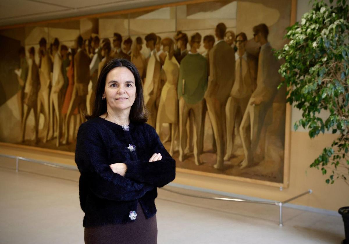 Inés Suárez Ramón, en el edificio Polivalente de la Escuela Politécnica de Ingeniería de Gijón. | JUAN PLAZA