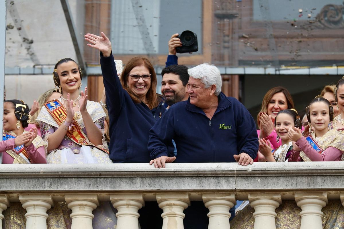 El palco del 8 de marzo: El día de ellas