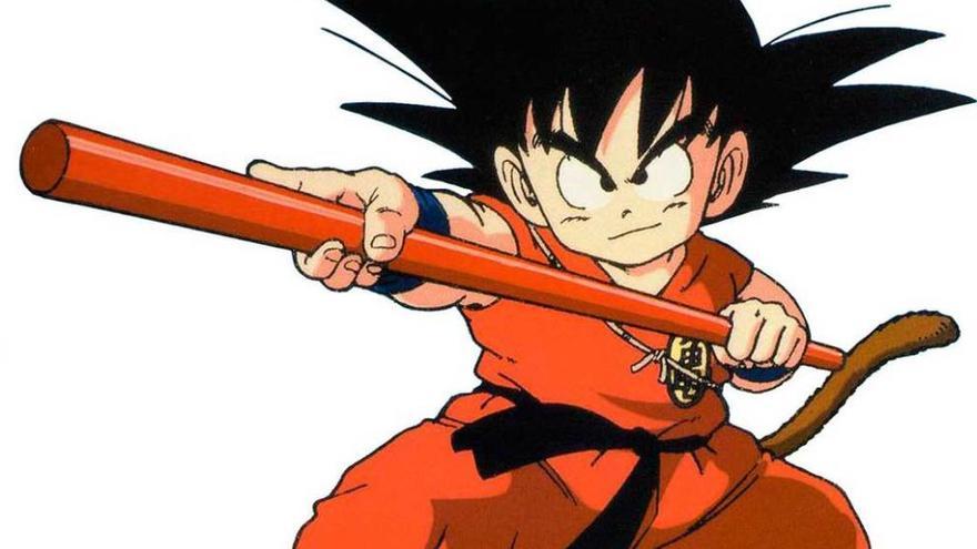 Son Goku, en posición de ataque.