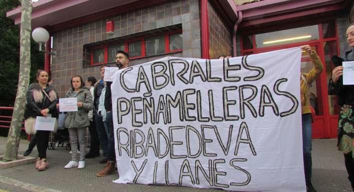 Una de las concentraciones llevadas a cabo en Llanes.