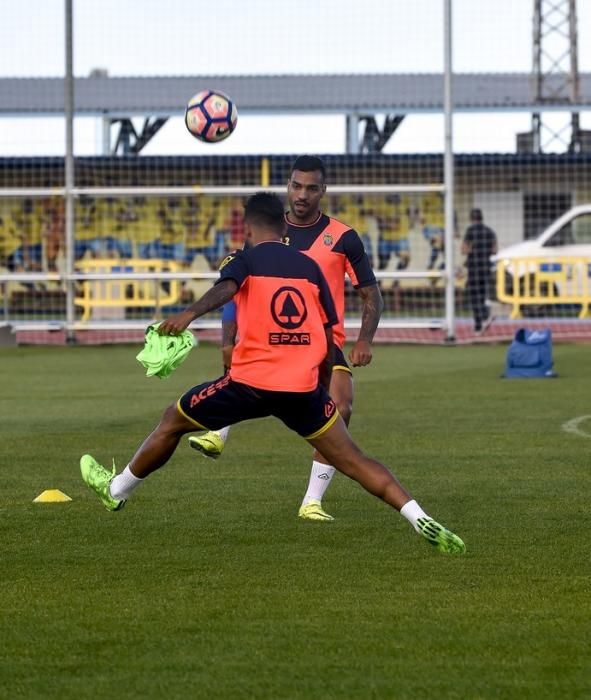 ENTRENAMIENTO UD LAS PALMAS 270417