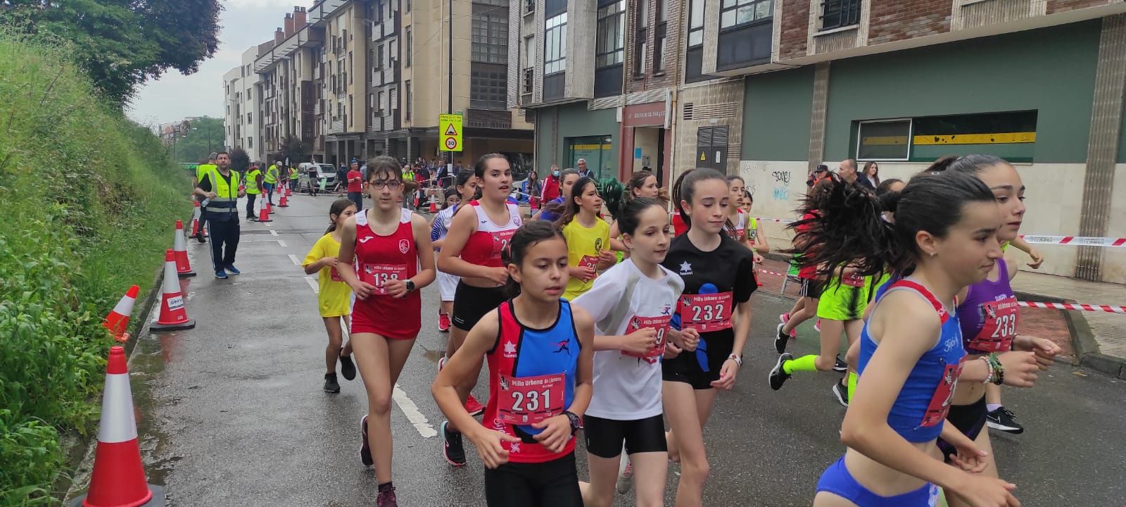 Moha Bakkali y Mariam Benkert se imponen en una competición que fue "una fiesta del atletismo"