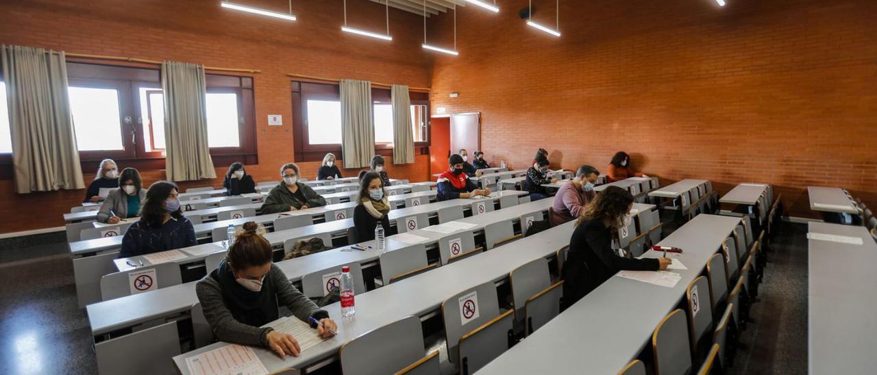 Examen de una de las últimas oposiciones a la Generalitat.