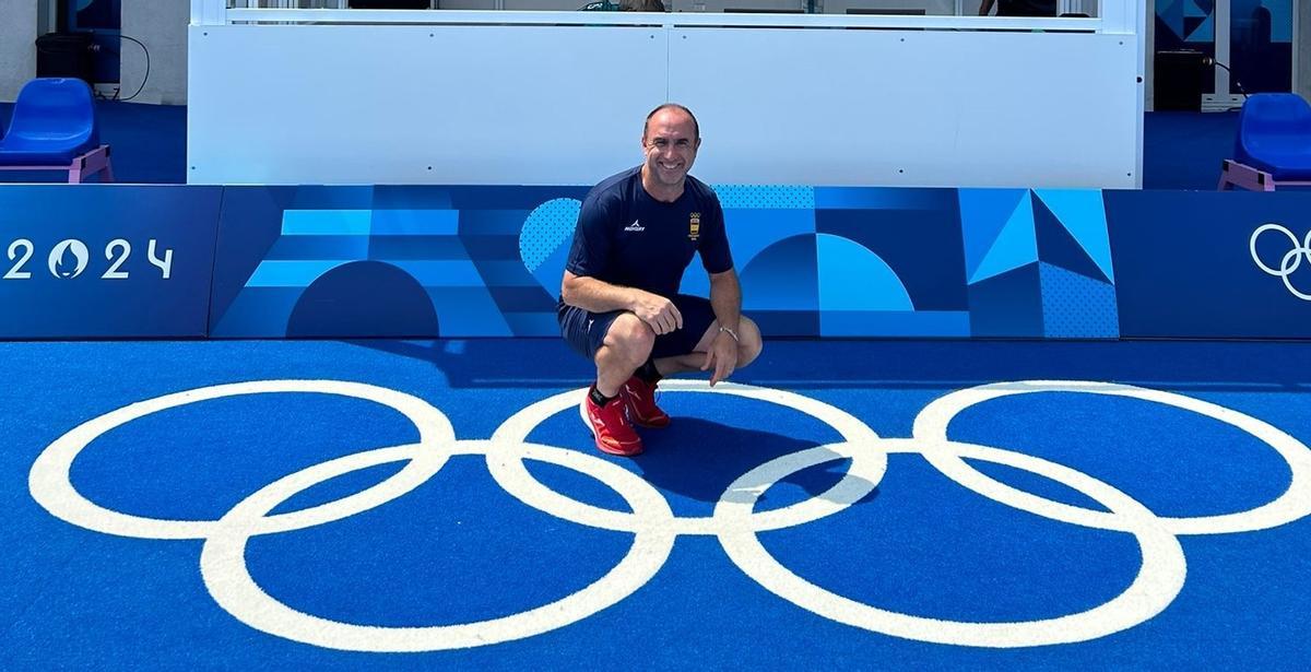 Eduardo Aguilar, en la sede de hockey hierba de los Juegos Olímpicos.