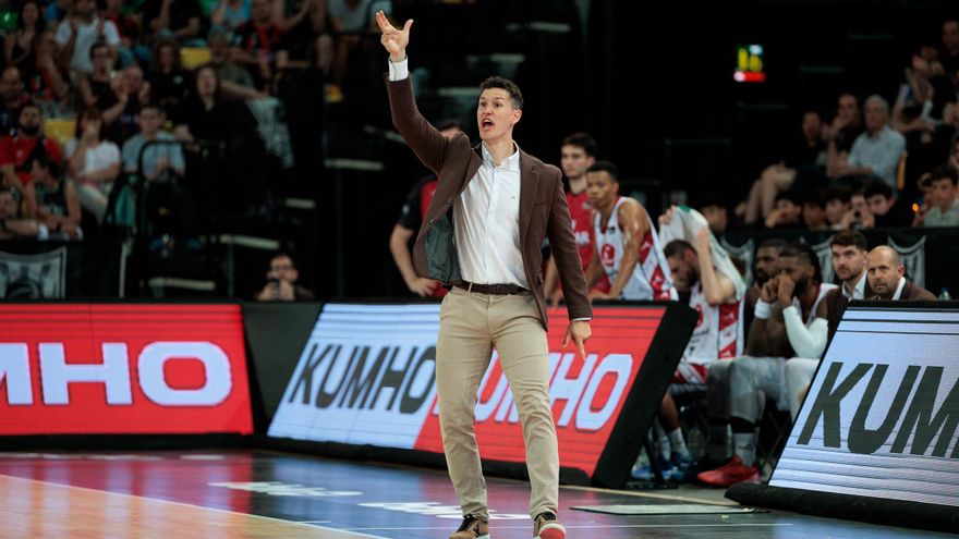 Rodrigo San Miguel ya es entrenador