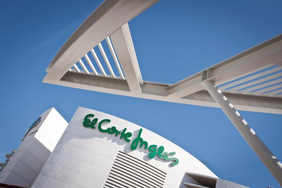 El Corte Inglés guanya un 6,7% més el 2024, fins als 512 milions El Corte Inglés guanya un 6,7% més el 2024, fins als 512 milions
