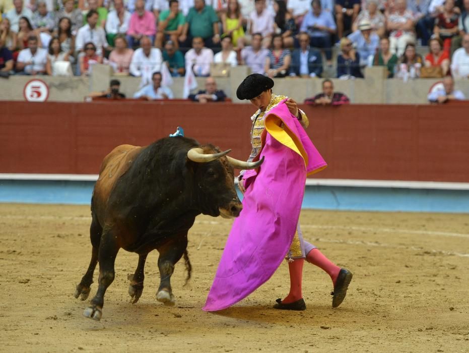 Gran tarde de toros en la de feria de Pontevedra