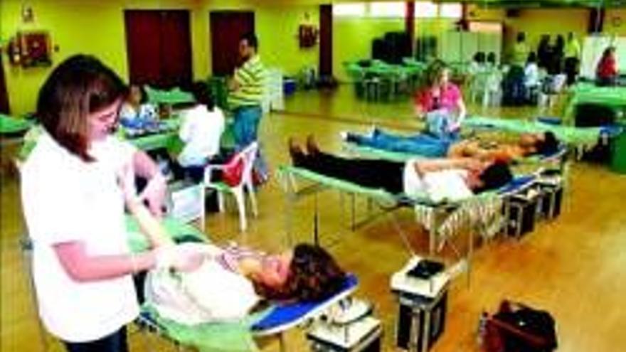 La hermandad de donantes sólo logra 83 bolsas de sangre en diez horas