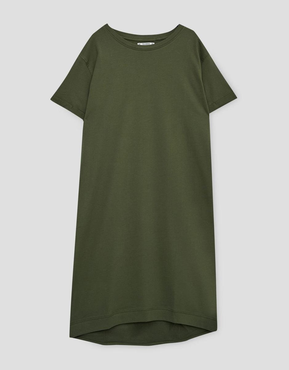 Amarás el verde por encima de todo: Vestido de Pull &amp; Bear (14,99 euros).