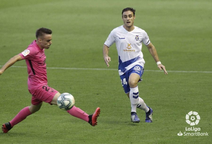 Partido del Tenerife y el Málaga CF de la Liga SmartBank.