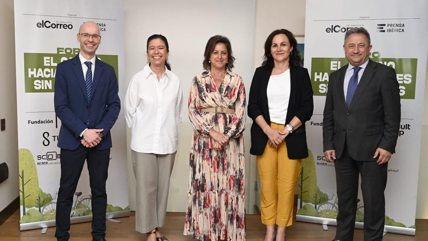 La consejera de Medio Ambiente celebra que ya sean más de 300 municipios los que integran la Red de Ciudades Verdes
