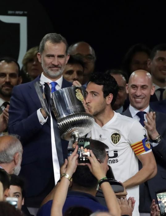 El Valencia y su afición celebran el título de la Copa del Rey