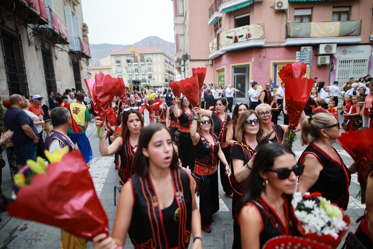 Así ha sido la ofrenda floral a las santas Justa y Rufina en Orihuela