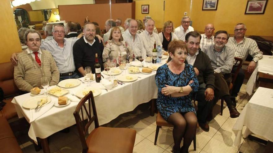 &quot;Amigos del Parque 66&quot; remata su 28.º encuentro anual con una cena