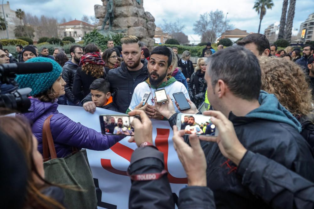 Nueva manifestación del entorno Cursach contra el juez Penalva