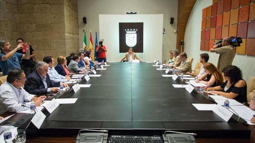 Los presidentes de Renfe y Adif participan en la reunión del Pacto por el Ferrocarril de Extremadura