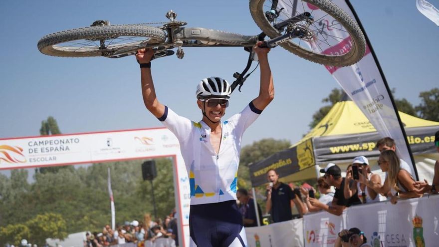 Pablo Rodríguez Romo: Pedaladas de oro hacia el título nacional cadete