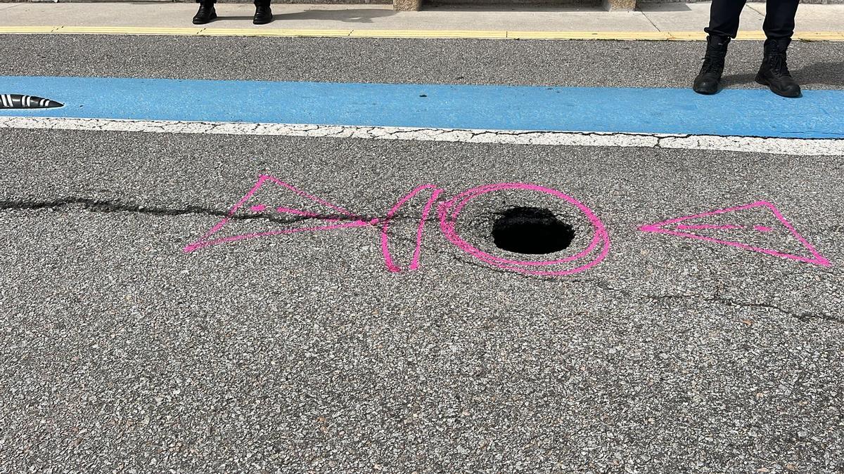 Tamaño del agujero abierto en el vial de O Con.