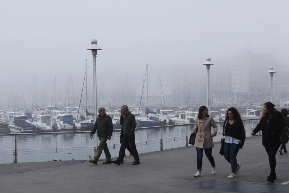 Niebla en Gijón