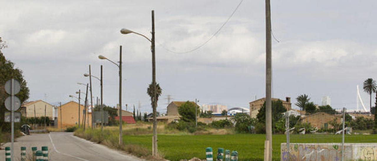 Vuelven a robar el cable del alumbrado de Castellar